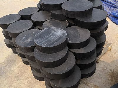 自流井板式橡胶支座由若干层橡胶片与薄钢板经加压硫化